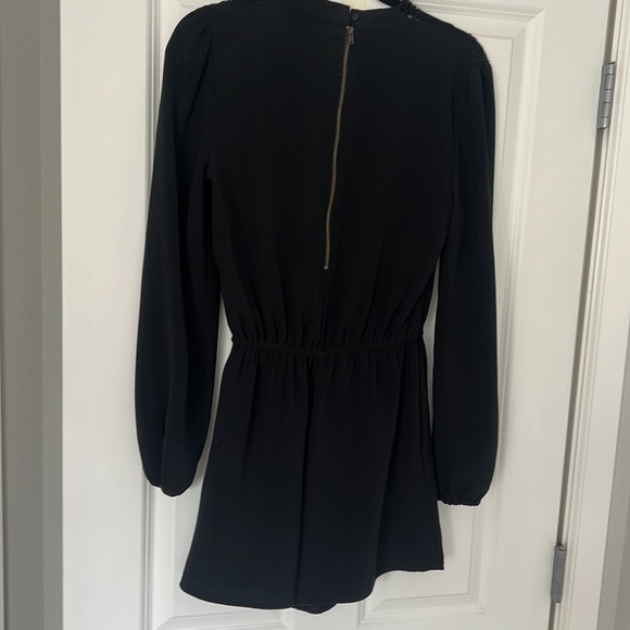 Black Romper with Lace Details - Picture 2 of 3